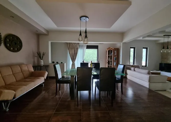 Precious Emma\'S House
